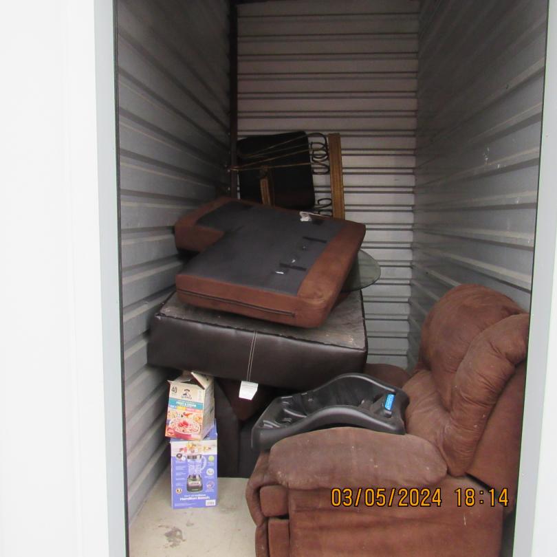Storage Unit Auction in Tuscaloosa, AL at Bama Mini Storage ends on